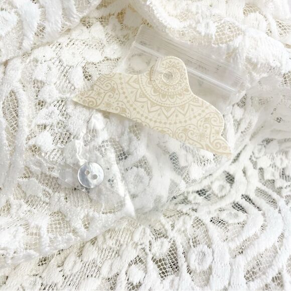 NWT Altar’d State Grace Blouse Sheer Ivory Cream Lace Top Women’s Size Small NEW - Picture 10 of 14